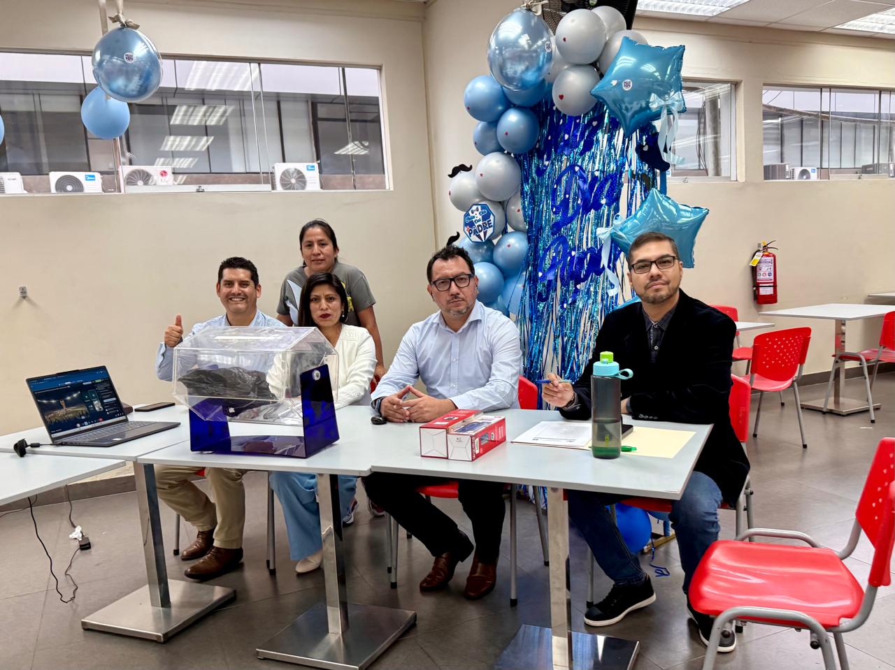 AGASAJO DEL INTRAMIN POR EL DÍA DEL PADRE